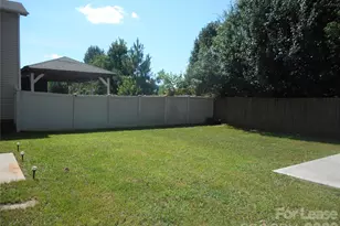 7156 Pitzer Dr, Charlotte, NC 28269 - Photo 11