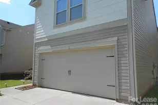 7156 Pitzer Dr, Charlotte, NC 28269 - Photo 3