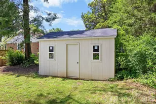 226 Vickery Dr, Charlotte, NC 28215 - Photo 37