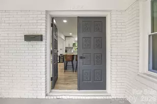 226 Vickery Dr, Charlotte, NC 28215 - Photo 5
