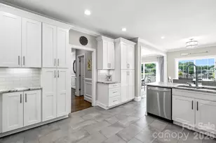 7310 Swansea Ln, Cornelius, NC 28031 - Photo 17