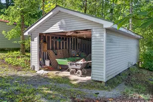 1900 Solomon Jones Rd, Cedar Mountain, NC 28718 - Photo 25