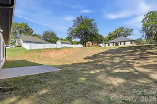 325 N Chapel St, Landis, NC 28088 - Photo 31