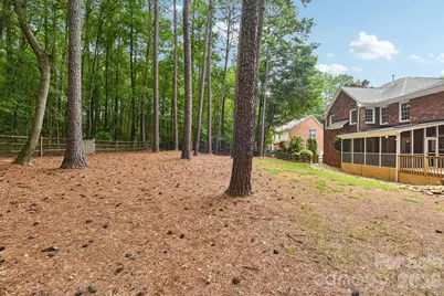4123 Mountain Cove Drive, Charlotte, NC 28216 - Photo 37