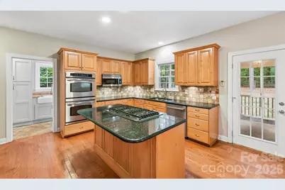 4123 Mountain Cove Drive, Charlotte, NC 28216 - Photo 11