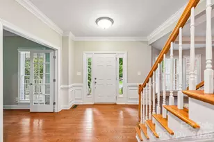 4123 Mountain Cove Dr, Charlotte, NC 28216 - Photo 3