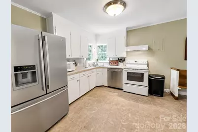 807 Yadkin Street, Albemarle, NC 28001 - Photo 9