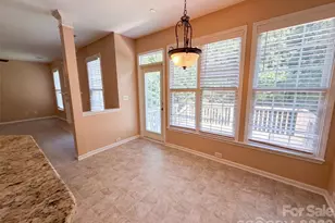 3106 Arklow Rd, Charlotte, NC 28269 - Photo 7