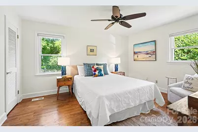 7316 Thorncliff Drive, Charlotte, NC 28210 - Photo 13