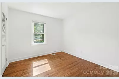 7316 Thorncliff Drive, Charlotte, NC 28210 - Photo 19