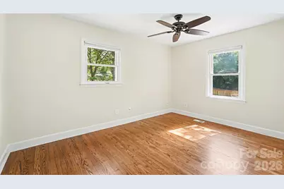 7316 Thorncliff Drive, Charlotte, NC 28210 - Photo 17