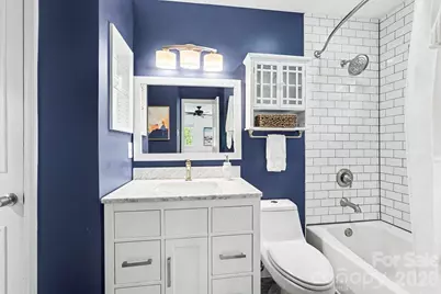 7316 Thorncliff Drive, Charlotte, NC 28210 - Photo 15