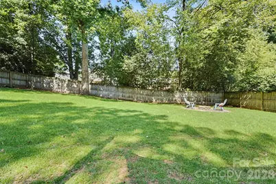 7316 Thorncliff Drive, Charlotte, NC 28210 - Photo 33