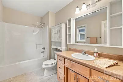 53 Southern Fairway Court #D2, Etowah, NC 28729 - Photo 19