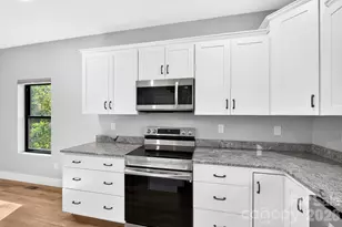 613 Salem Heights Ln, Swannanoa, NC 28778 - Photo 17