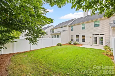 9736 Springholm Drive, Charlotte, NC 28278 - Photo 23