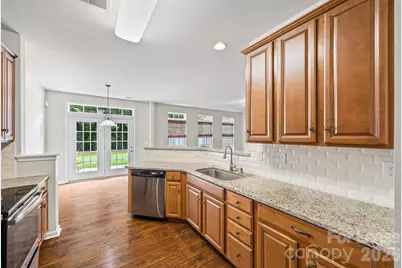 9736 Springholm Drive, Charlotte, NC 28278 - Photo 11
