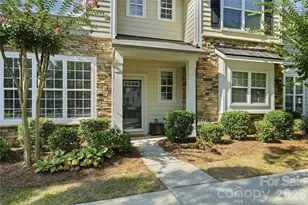 1028 Tabard Ln, Matthews, NC 28104 - Photo 3