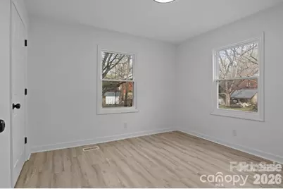 621 E Sharpe Street, Statesville, NC 28677 - Photo 11