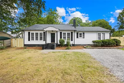 227 N Magnolia Street, Mooresville, NC 28115 - Photo 1