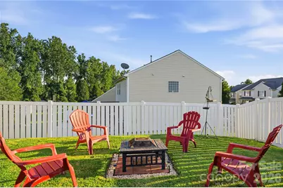865 Willow Creek Drive, Gastonia, NC 28054 - Photo 3