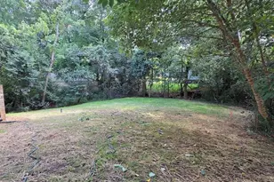 812 E 19th St, Charlotte, NC 28205 - Photo 21