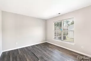 2710 Blackberry Ridge Ln, Charlotte, NC 28208 - Photo 21