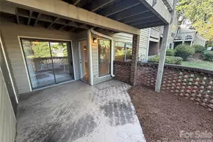 1612 Sharon Rd W, Charlotte, NC 28210 - Photo 5