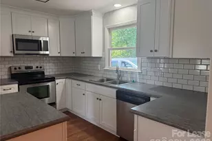 3978 W Nc 10 Hwy, Newton, NC 28658 - Photo 7