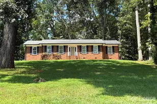 3978 W Nc 10 Hwy, Newton, NC 28658 - Photo 1