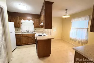 509 Barringer St, Salisbury, NC 28146 - Photo 5