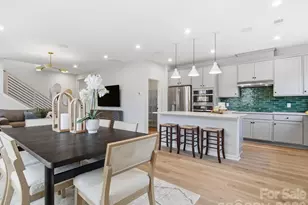 7149 Archimedes Ln, Charlotte, NC 28216 - Photo 3