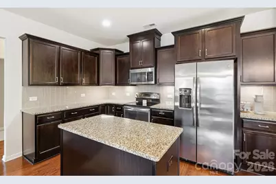 15000 Kinnegal Lane, Charlotte, NC 28278 - Photo 11