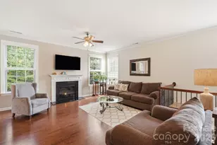 15000 Kinnegal Ln, Charlotte, NC 28278 - Photo 5