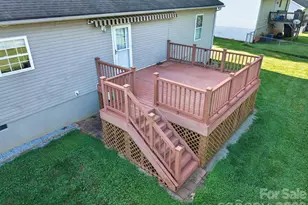 2305 Good Shepard Ct, Lenoir, NC 28645 - Photo 9