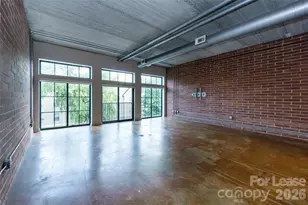 626 N Graham St, Charlotte, NC 28202 - Photo 3