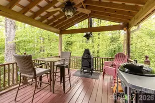 520 Esseola St, Saluda, NC 28773 - Photo 9