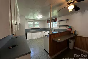 3914 Woodlawn St, Sharon, SC 29742 - Photo 11