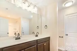 9036 Bradstreet Commons Way, Charlotte, NC 28215 - Photo 11