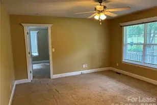 316 Springhill Ln, Maiden, NC 28650 - Photo 3