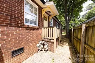 1704 Club Rd, Charlotte, NC 28205 - Photo 19