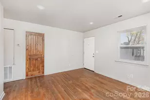 2301-2407 Julia Ave, Charlotte, NC 28206 - Photo 9