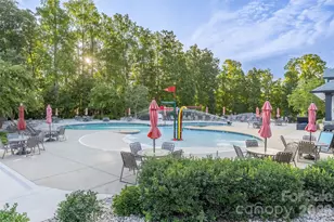 8108 Merryvale Ln, Charlotte, NC 28214 - Photo 43