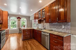 901 Clover Park Dr, Clover, SC 29710 - Photo 3