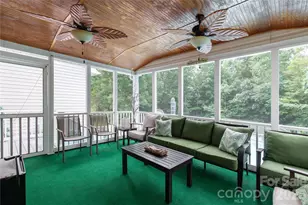 901 Clover Park Dr, Clover, SC 29710 - Photo 5