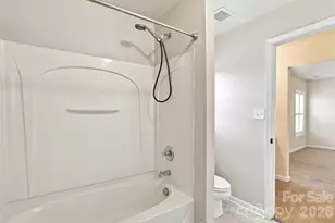 2506 Greenspire Ct, Charlotte, NC 28262 - Photo 47