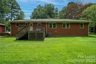 6510 Pleasant Grove Rd, Charlotte, NC 28216 - Photo 3
