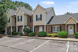 2240 15th Ave NE, Hickory, NC 28601 - Photo 3