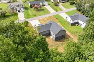 128 Buck Shoals Cir, Hudson, NC 28638 - Photo 33