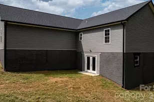 128 Buck Shoals Cir, Hudson, NC 28638 - Photo 29